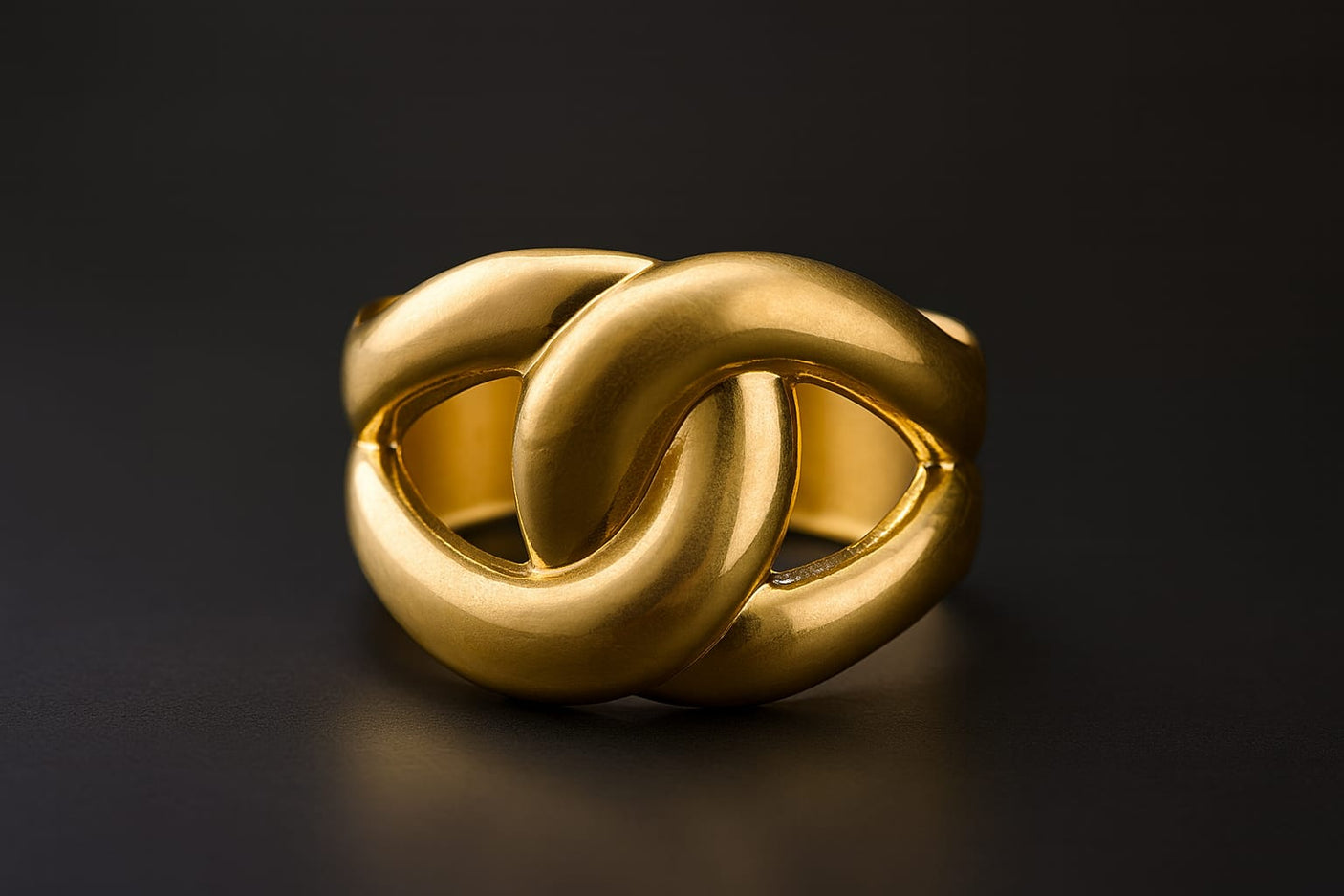 Interlocking Gold Bracelet