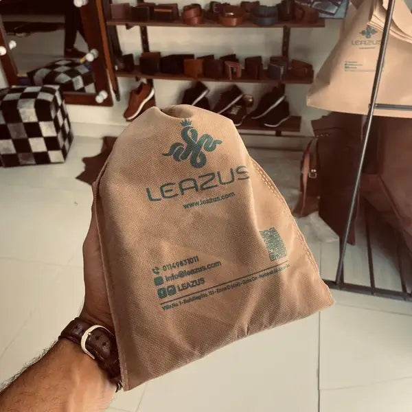 Leazus - Brown - LEATHER BAGGY WALLET