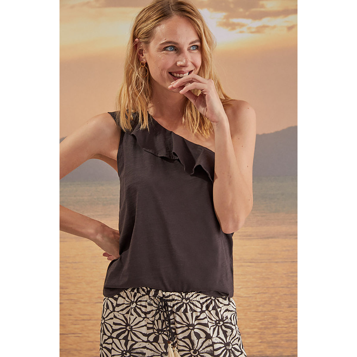 Women Secret - Cotton asymmetric top - Sold by FIG