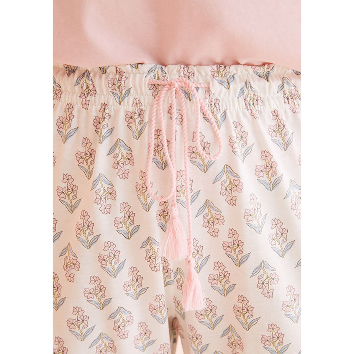 Women Secret - Pajamas with short sleeves and long trousers - Sold by FIG