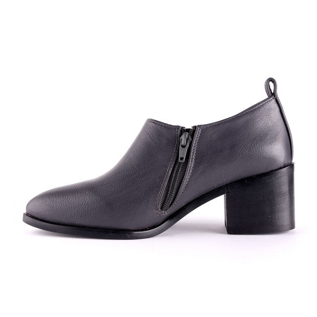 مستر جو - حذاء جلد سهل الارتداء