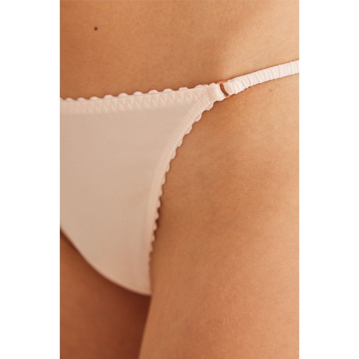 Women Secret - Classic lace panty - Sold by FIG