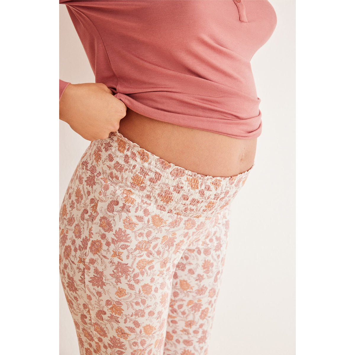 Women Secret - Long maternity pajamas with pink flowers - Sold by FIG