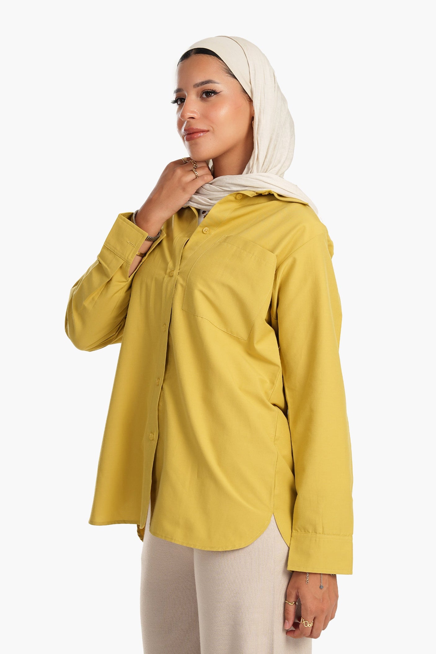 كارينا - قميص من مزيج القطن بأزرار سفلية