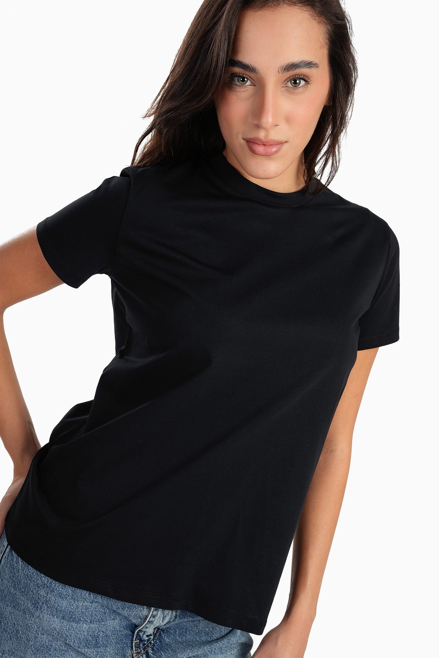 كارينا - تي شيرت بأكمام قصيرة للاستخدام اليومي
