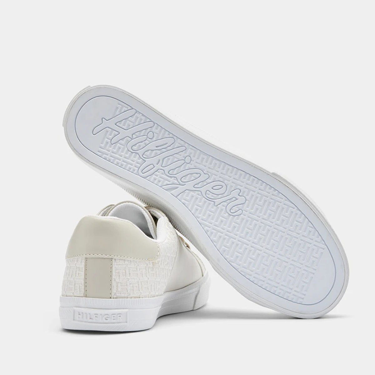 تومي هيلفيغر - لوريو حذاء رياضي للنساء