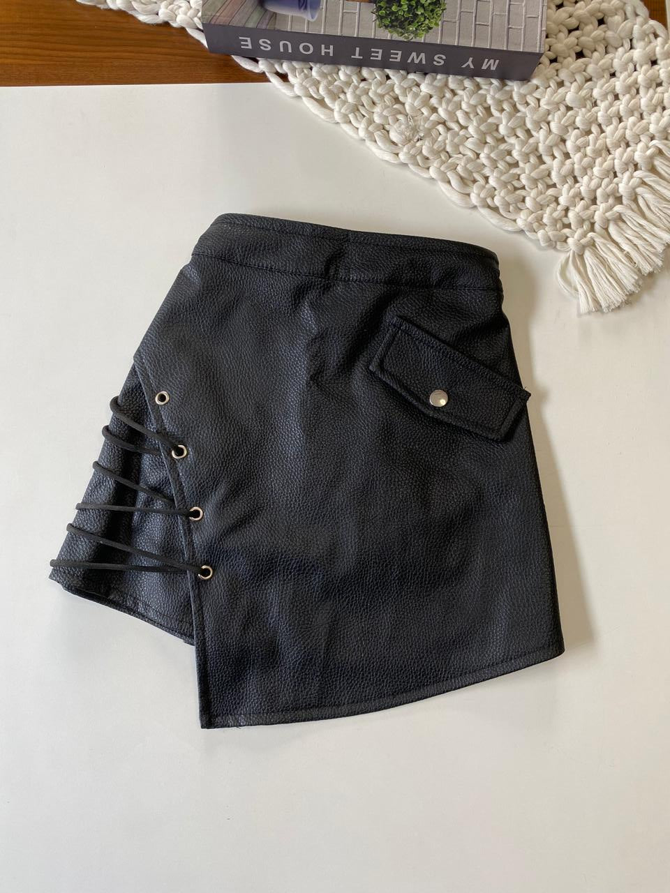 Rokido - leather skirt with a tie