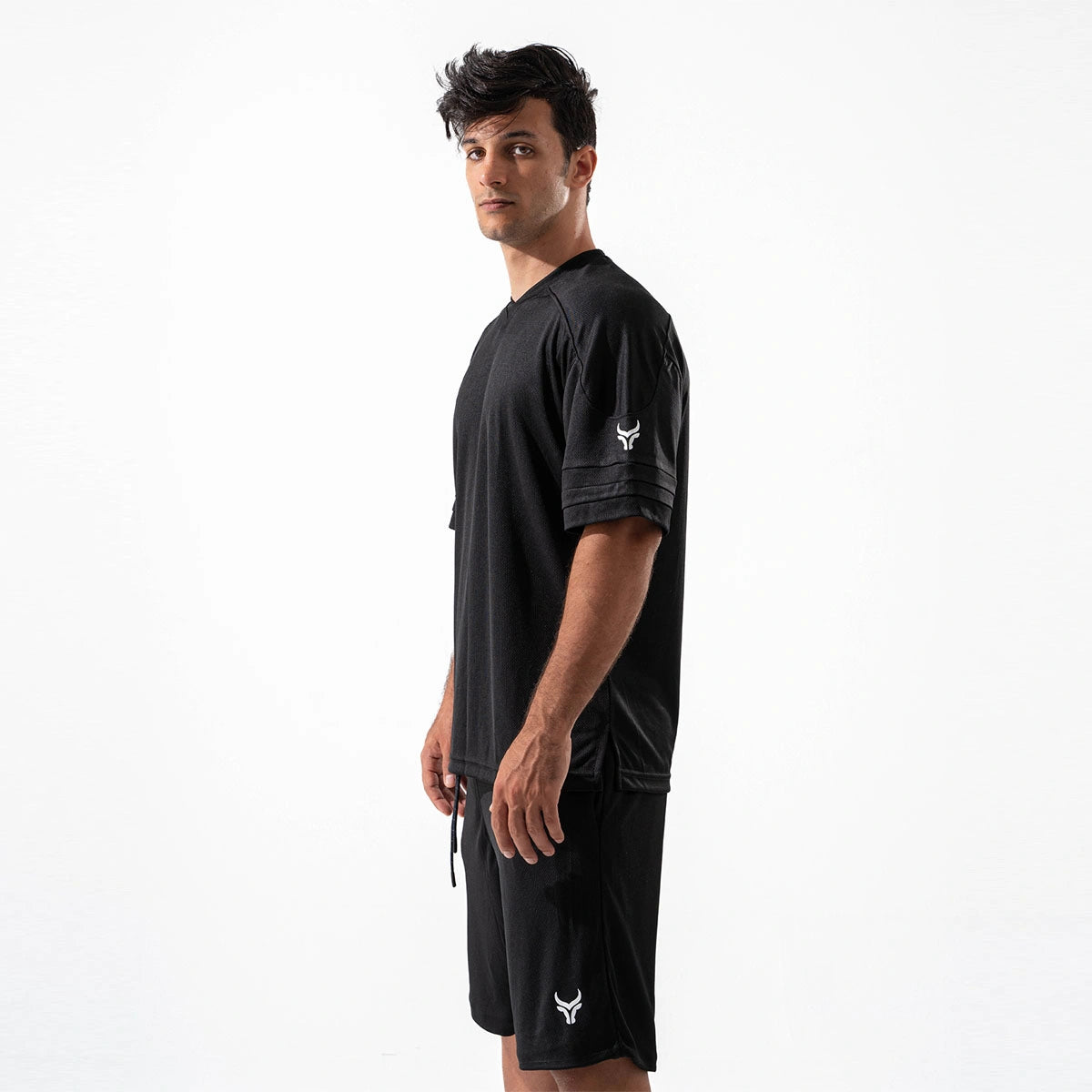 تاور - تي شيرت رياضي بقصه فضفاضه للرجال