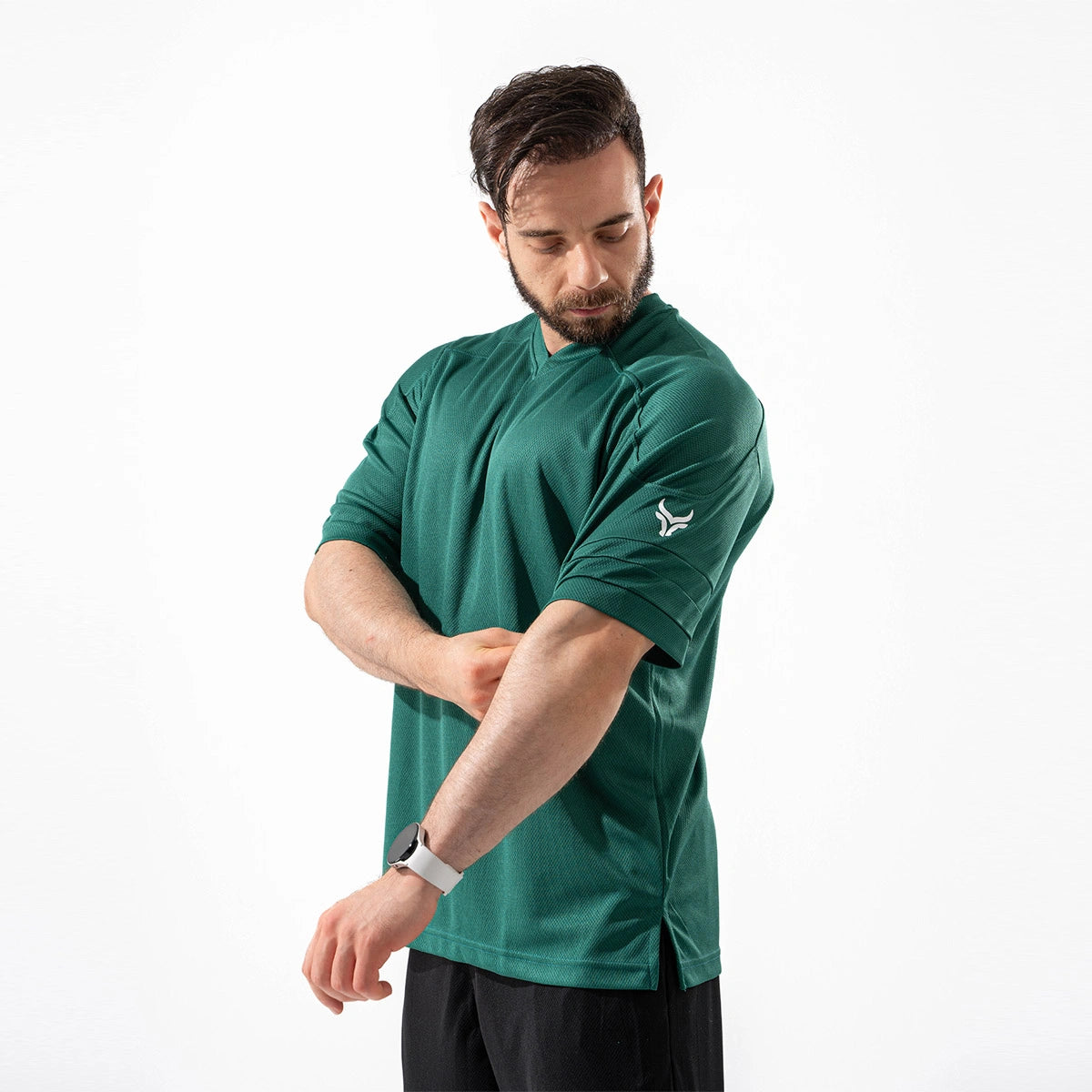 تاور - تي شيرت رياضي بقصه فضفاضه للرجال