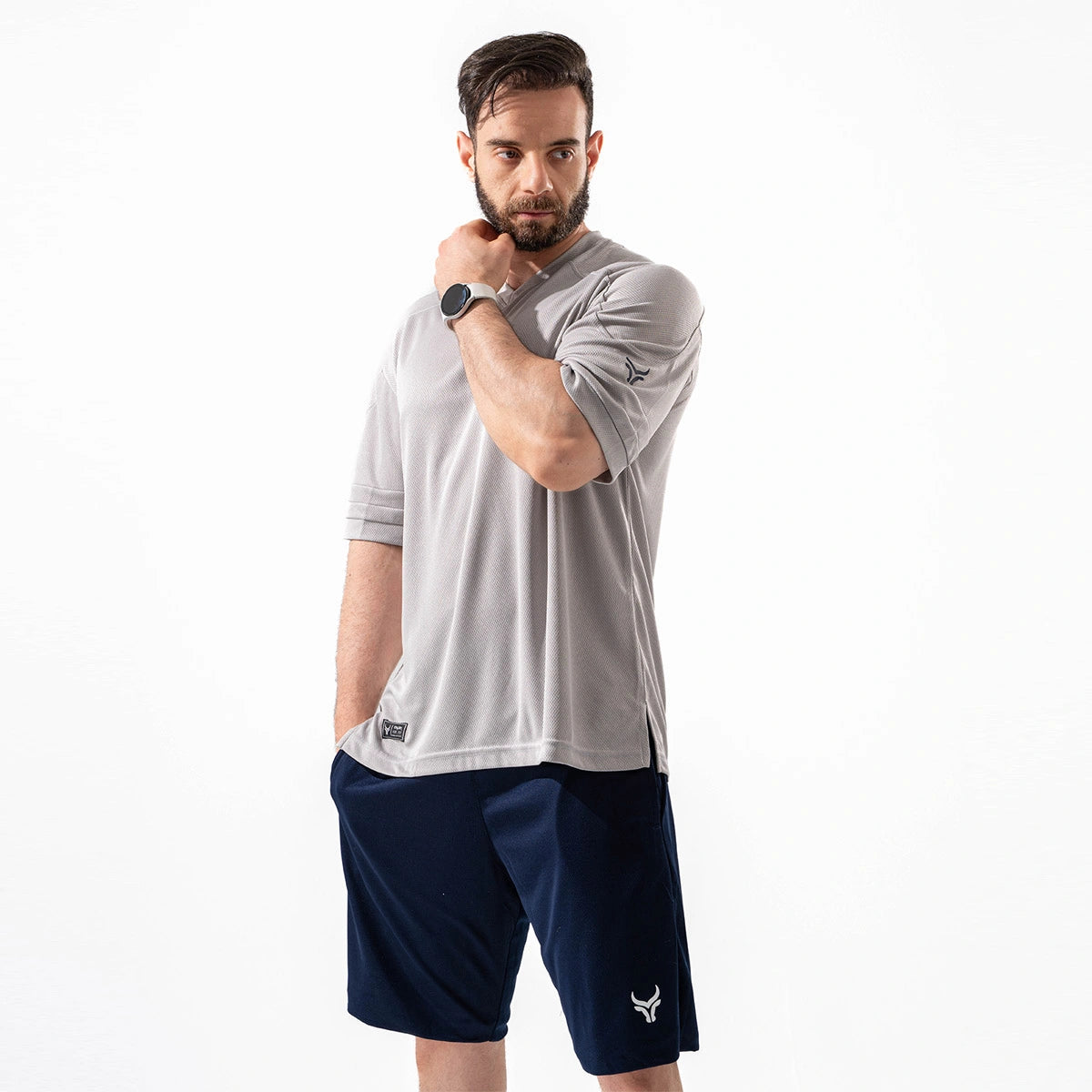 تاور - تي شيرت رياضي بقصه فضفاضه للرجال