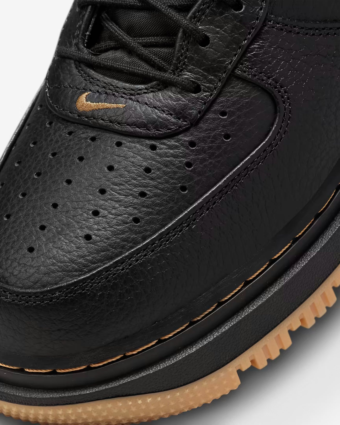 نايك سنيكرز فاخرة للرجال - إير فورس 1