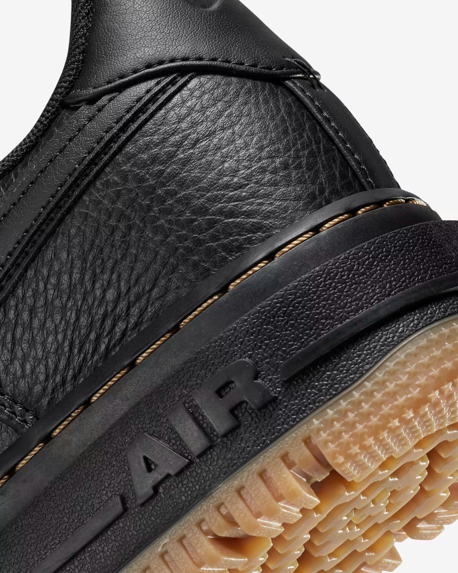 نايك سنيكرز فاخرة للرجال - إير فورس 1