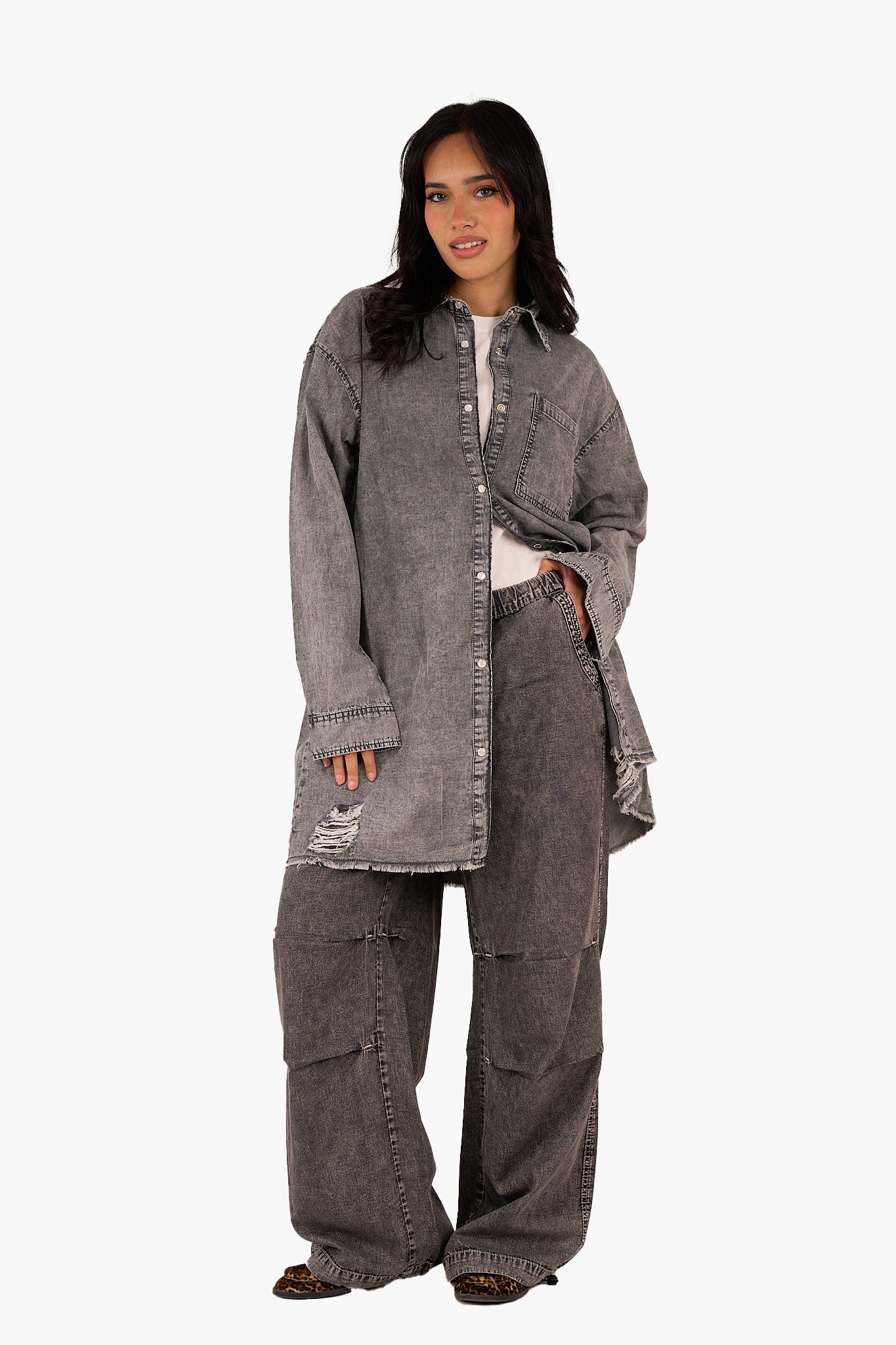 كلو - قميص جينز كبير الحجم