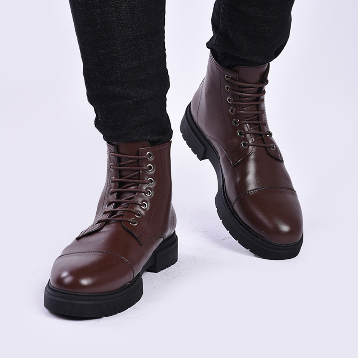 إسكافي - بوت جلد برباط  للرجال