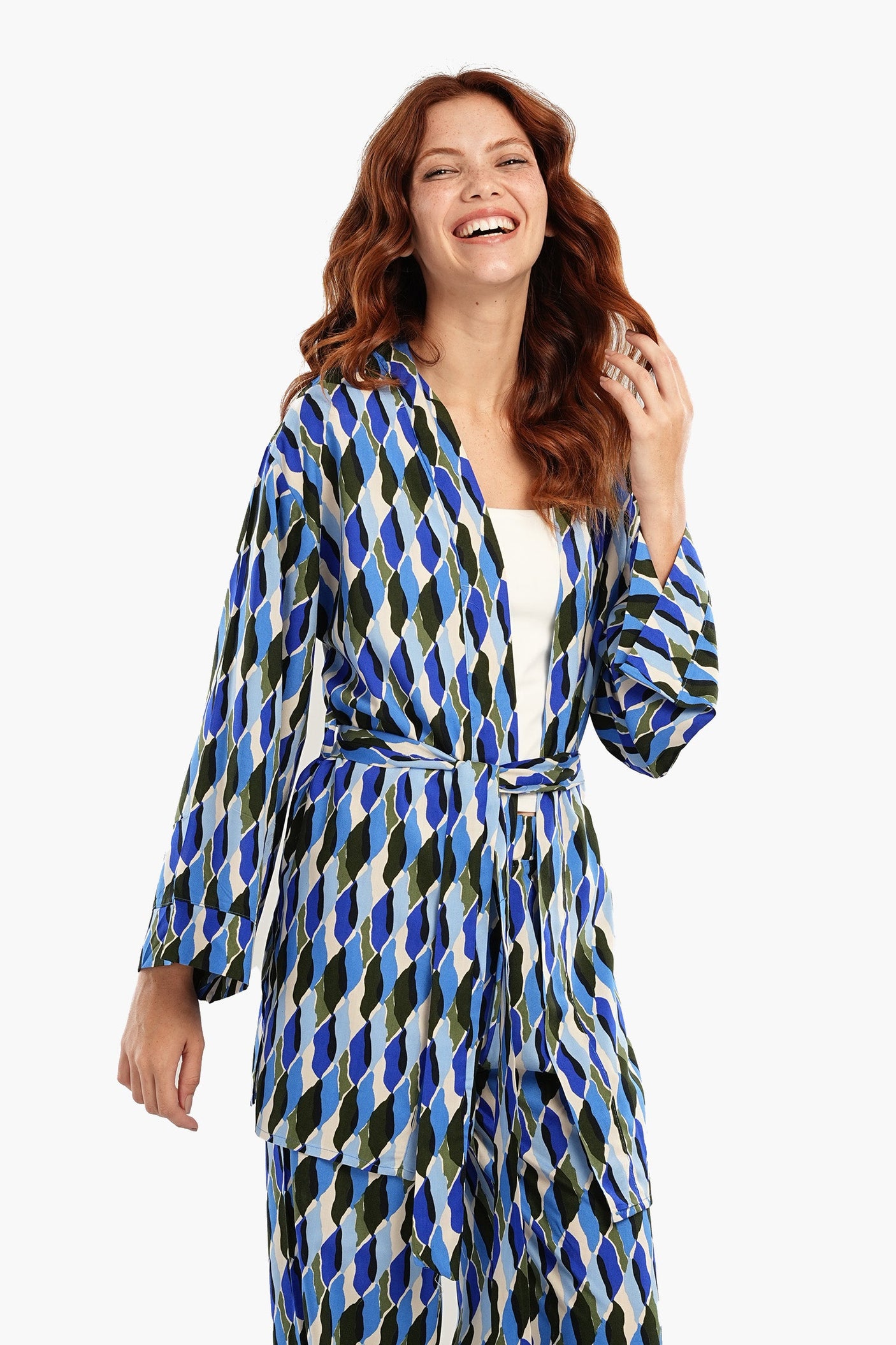 كارينا - كيمونو ملون مريح