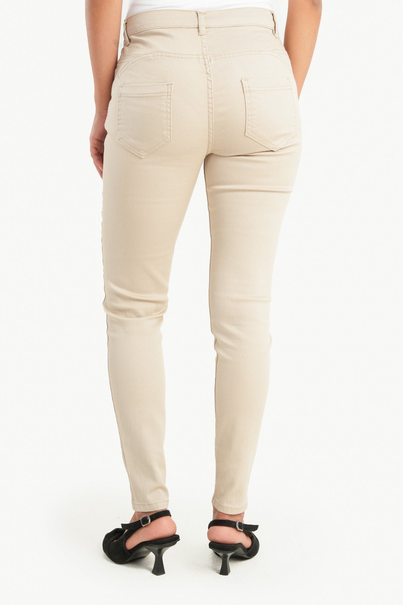 كارينا - جيجينج مع 5 جيوب للنساء