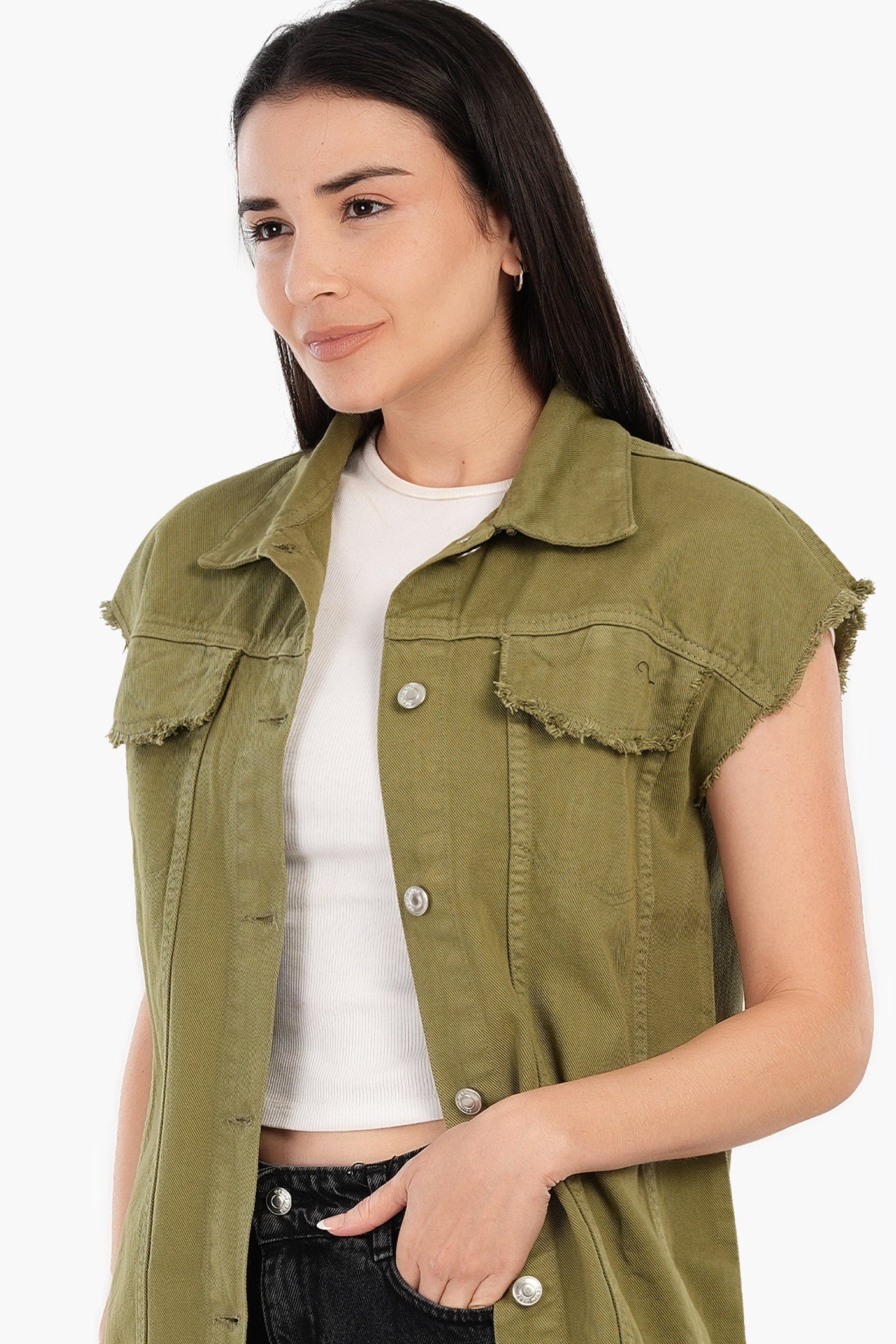 كارينا - سترة من الدنيم بحاشية خام