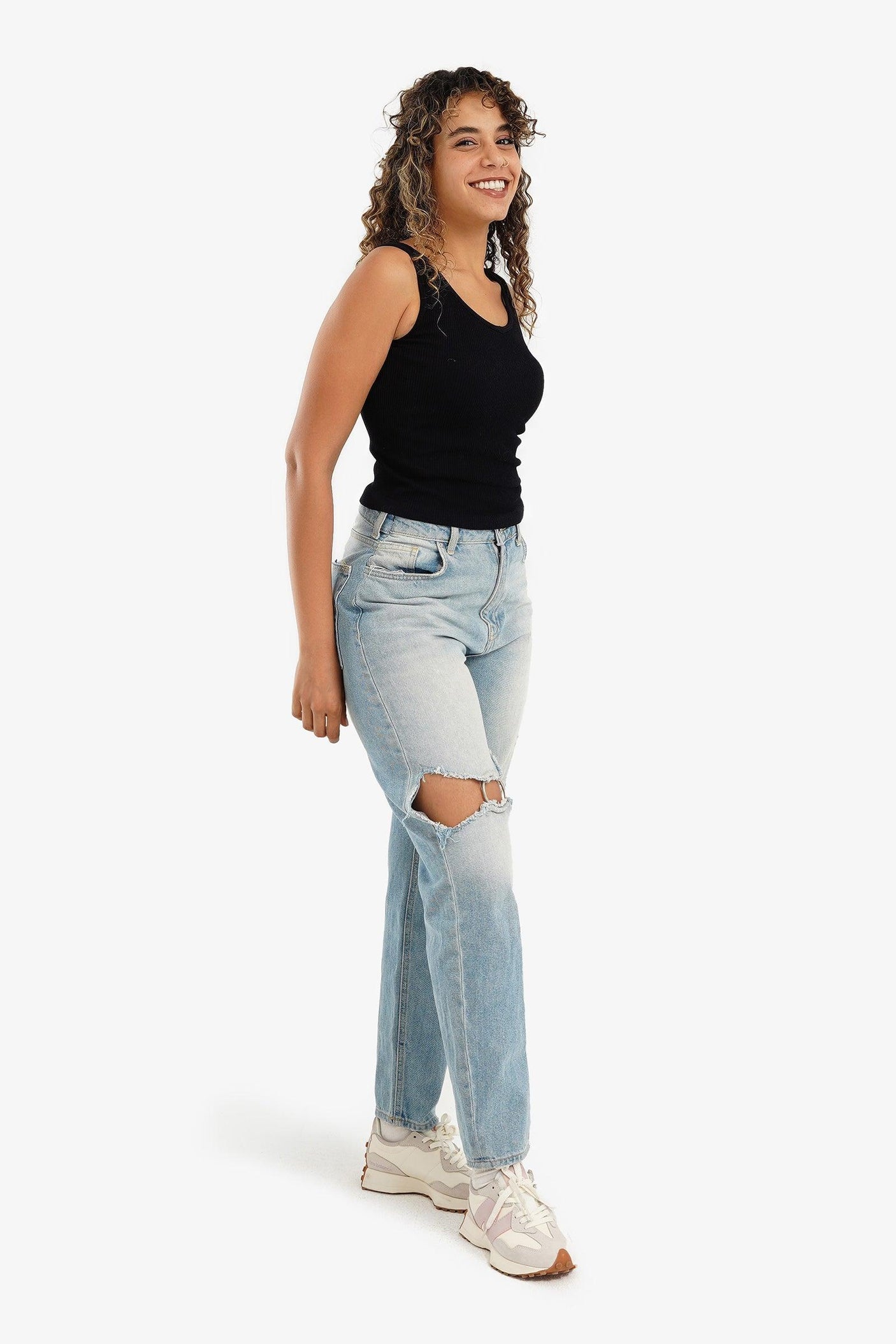 كارينا - توب مضلع بفتحة رقبة مربعة من الظهر