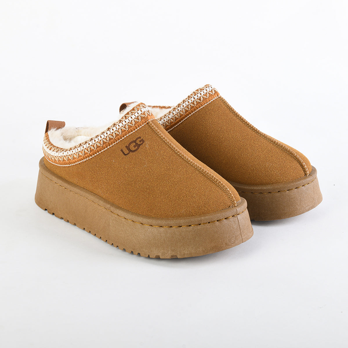 بوت برقبه للكاحل مبطن فرو للنساء