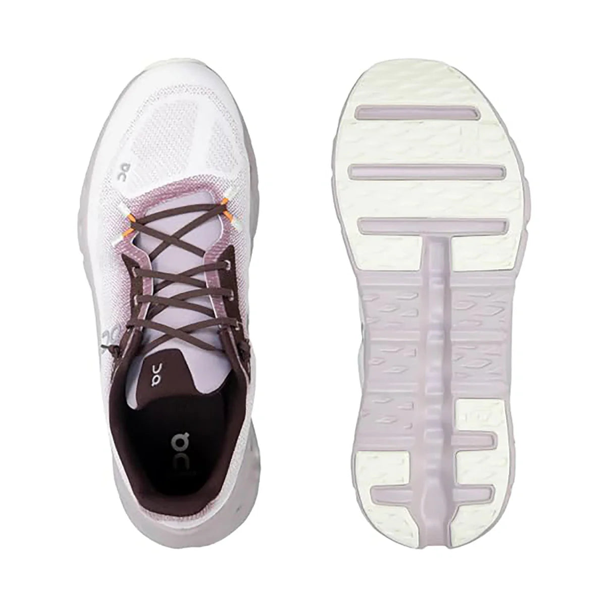 أحذية رياضية على السحاب