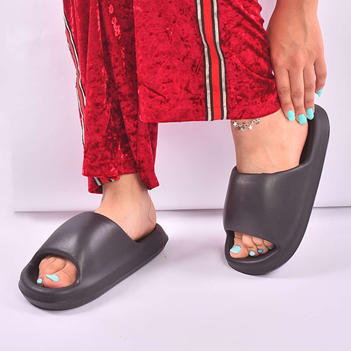 إتمني - شبشب إيفا لداخل وخارج المنزل للنساء