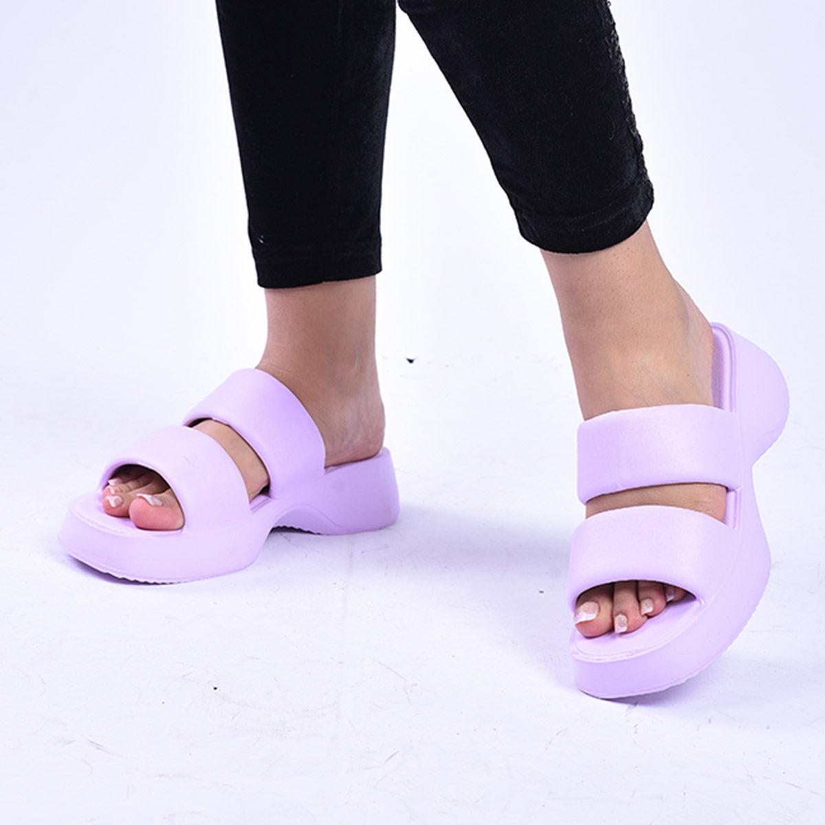 إتمني - شبشب سهل الارتداء للنساء