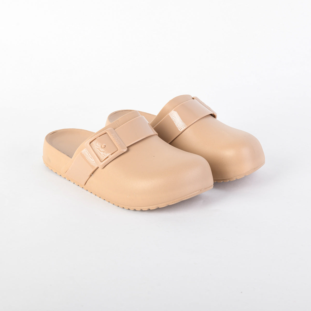 كيكس شو - كلوج سيليكون مريح مزين بإبزيم غلق