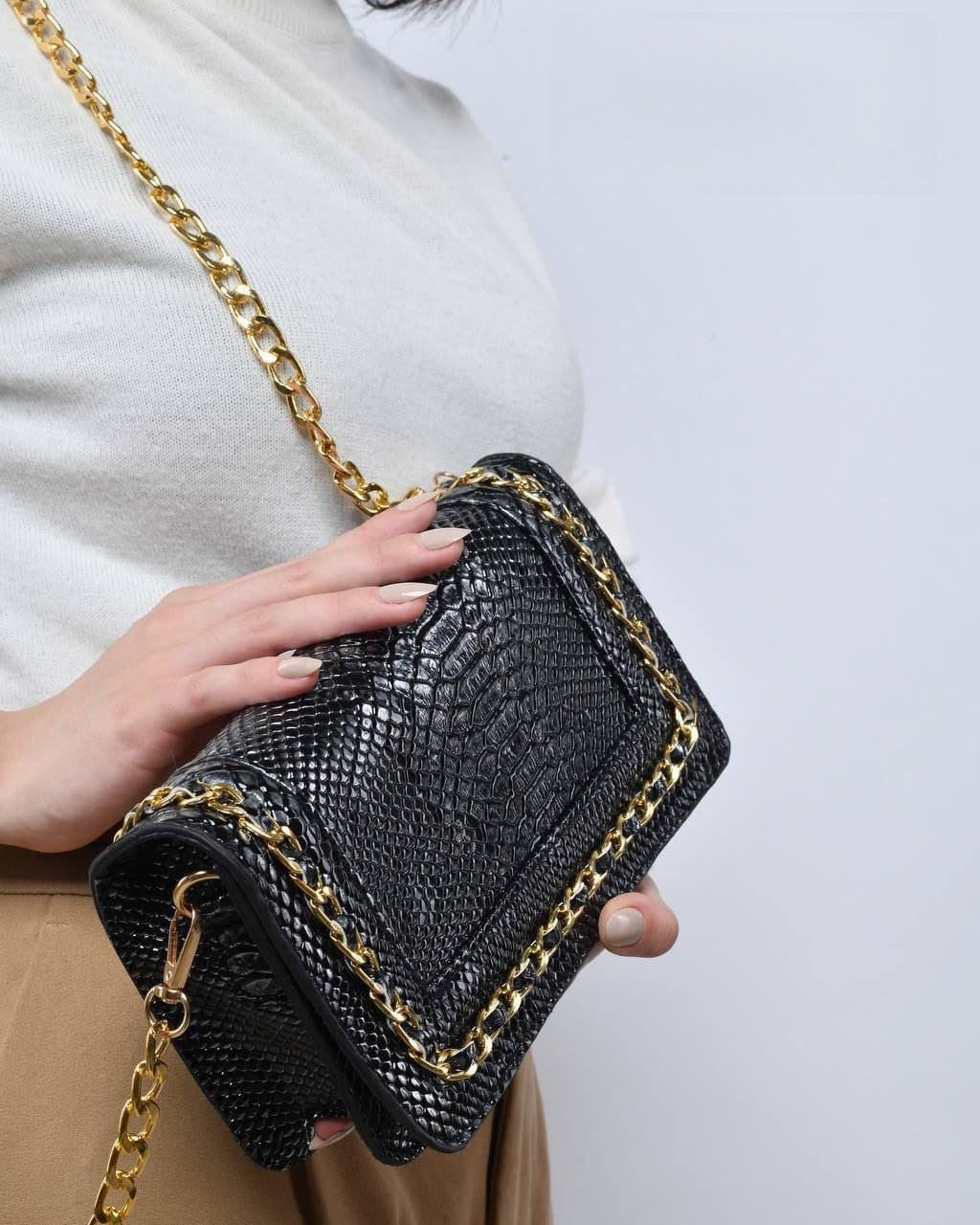 Booria - Cross body bag for women