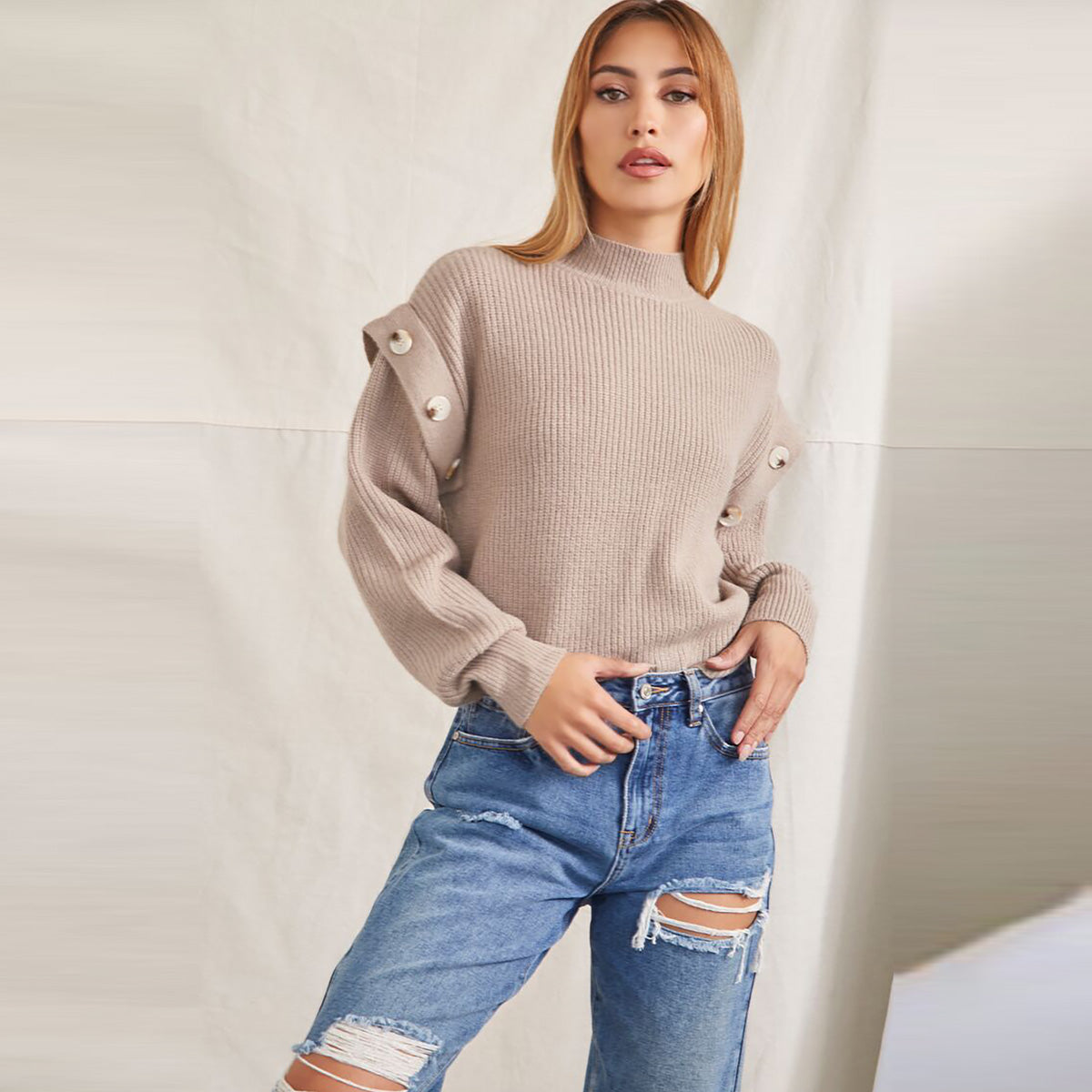 فوريفر 21 - بلوفر مكشوف الكتفين للنساء - يباع بواسطة اف اى جى