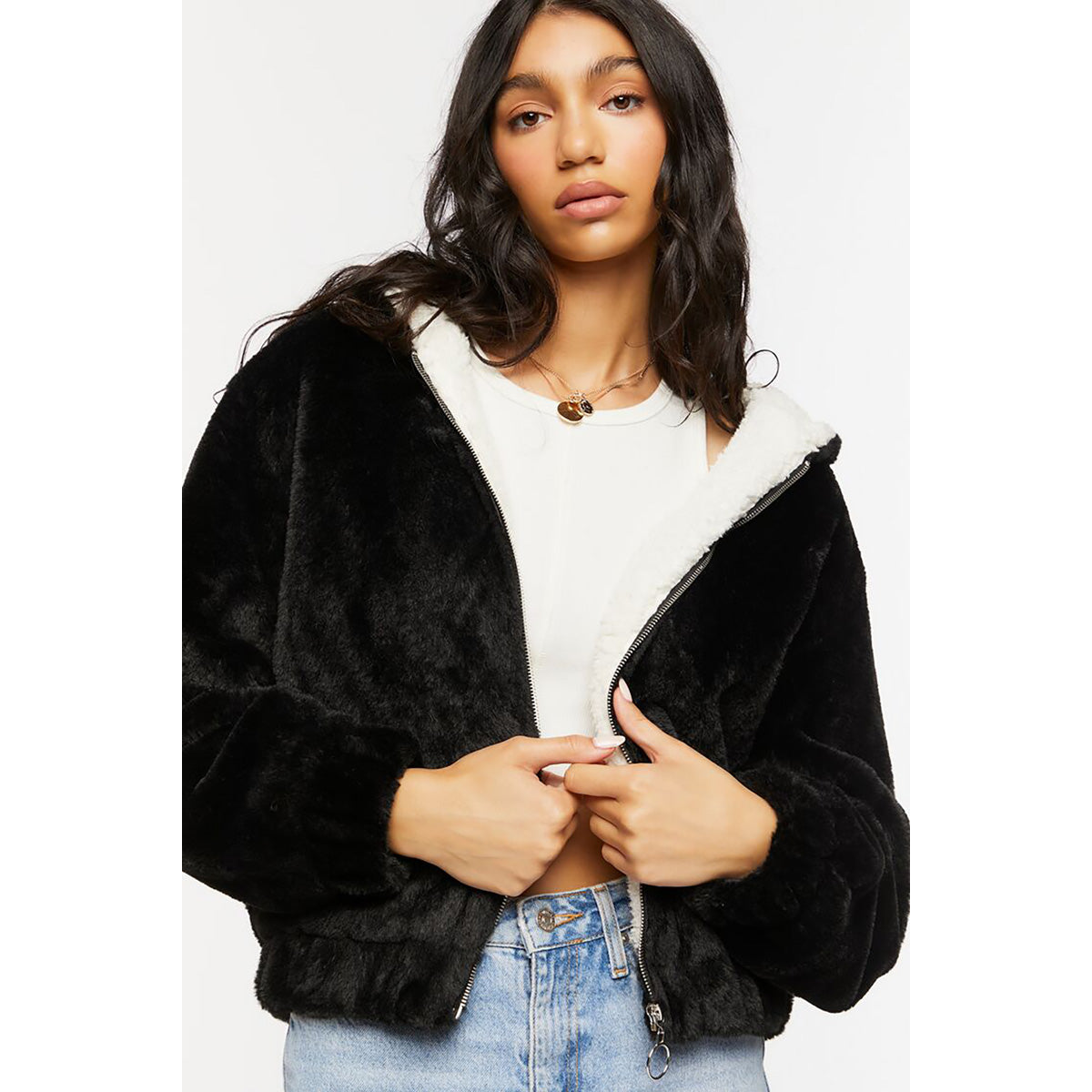 فوريفر 21 - سترة فرو دافئة للنساء - يباع بواسطة اف اى جى