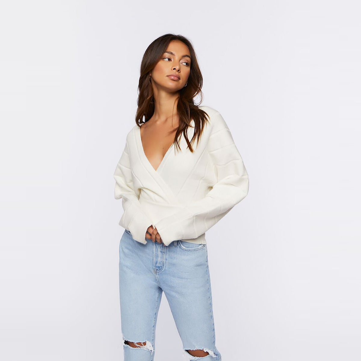فوريفر 21 - بلوفر طويل الأكمام برقبة على شكل حرف V للنساء - يباع بواسطة اف اى جى
