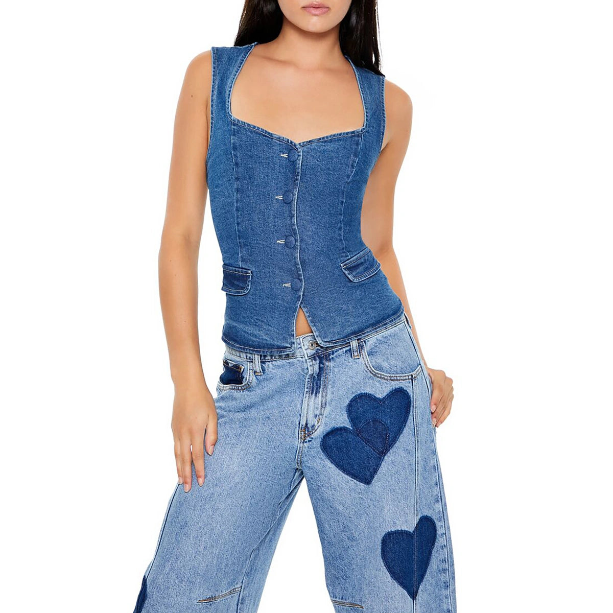 فوريفر 21 - بلوزة من الدينيم بأزرار - تم بيعها بواسطة اف اي جي