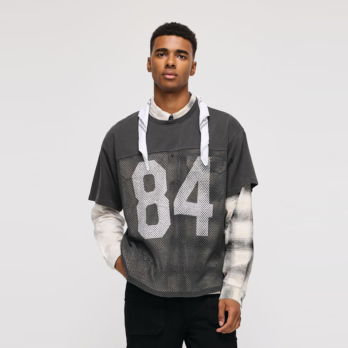 فوريفر 21 - تي شيرت جرافيكي كبير الحجم للرجال - يباع بواسطة اف اى جى