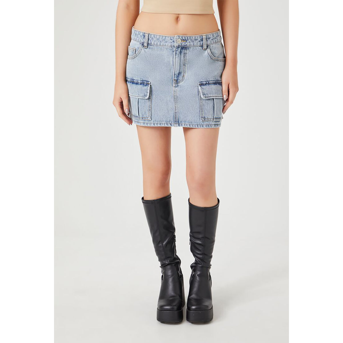 فوريفر 21 - تنورة كارجو من قماش الدنيم منخفضة الارتفاع للنساء - يباع بواسطة اف اى جى