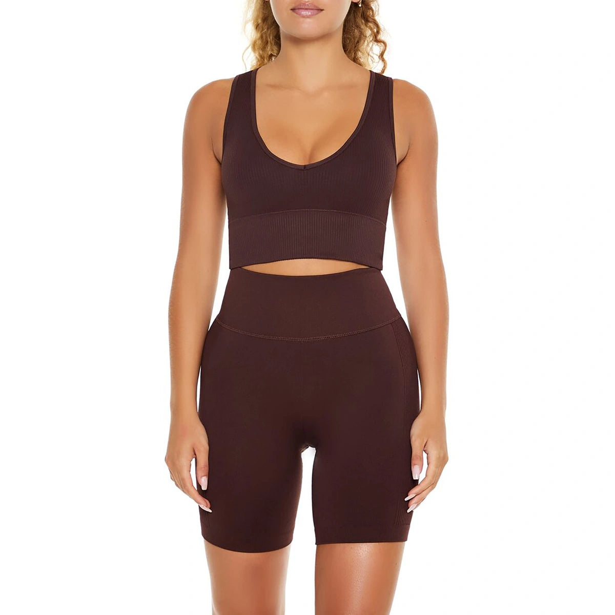 فوريفر 21 - حمالة صدر رياضية بدون خياطة برقبة على شكل حرف V - تم بيعها بواسطة اف اي جي