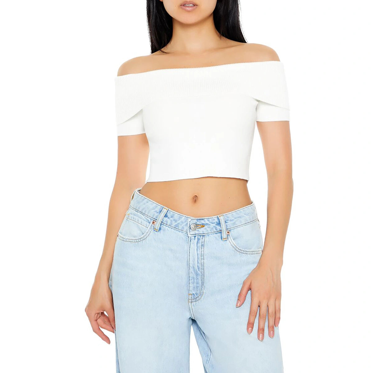 فوريفر 21 - بلوزة قصيرة مكشوفة الكتفين منسوجة بالسترات - تم بيعها بواسطة اف اي جي