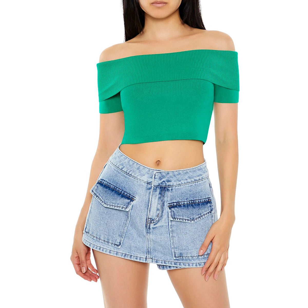 فوريفر 21 - بلوزة قصيرة مكشوفة الكتفين منسوجة بالسترات - تم بيعها بواسطة اف اي جي