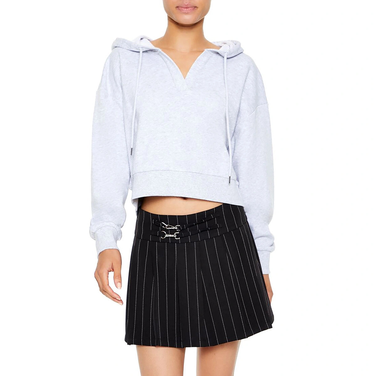 فوريفر 21 - هودي قصير نشط بفتحة رقبة مقسمة - يُباع بواسطة اف اي جي