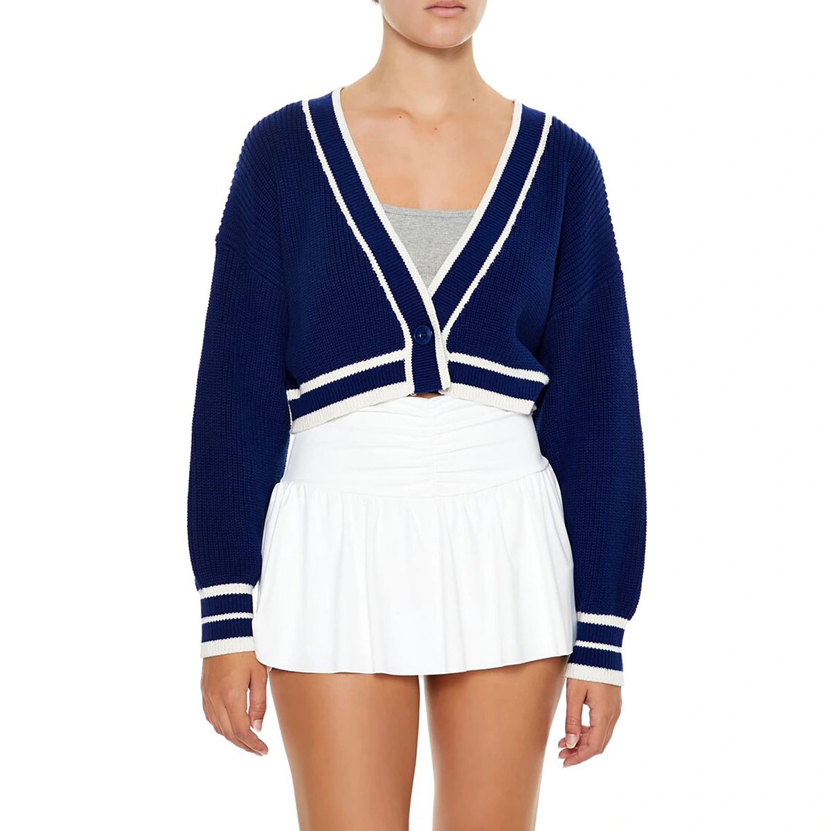 فوريفر 21 - سترة صوفية قصيرة بلونين - تم بيعها بواسطة اف اي جي