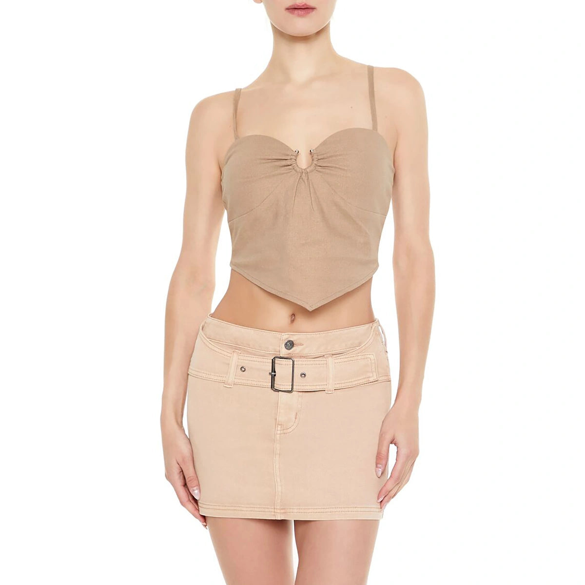 فوريفر 21 - قميص قصير على شكل قلب - يُباع بواسطة اف اي جي