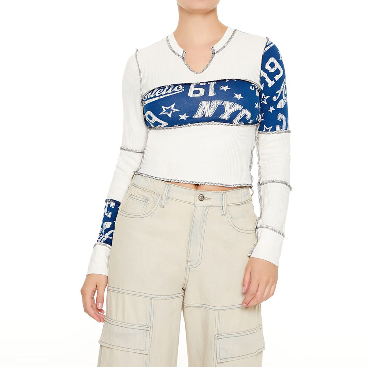 فوريفر 21 - بلوزة قصيرة بفتحة رقبة منقسمة بألوان متعددة للنساء - يباع بواسطة اف اى جى