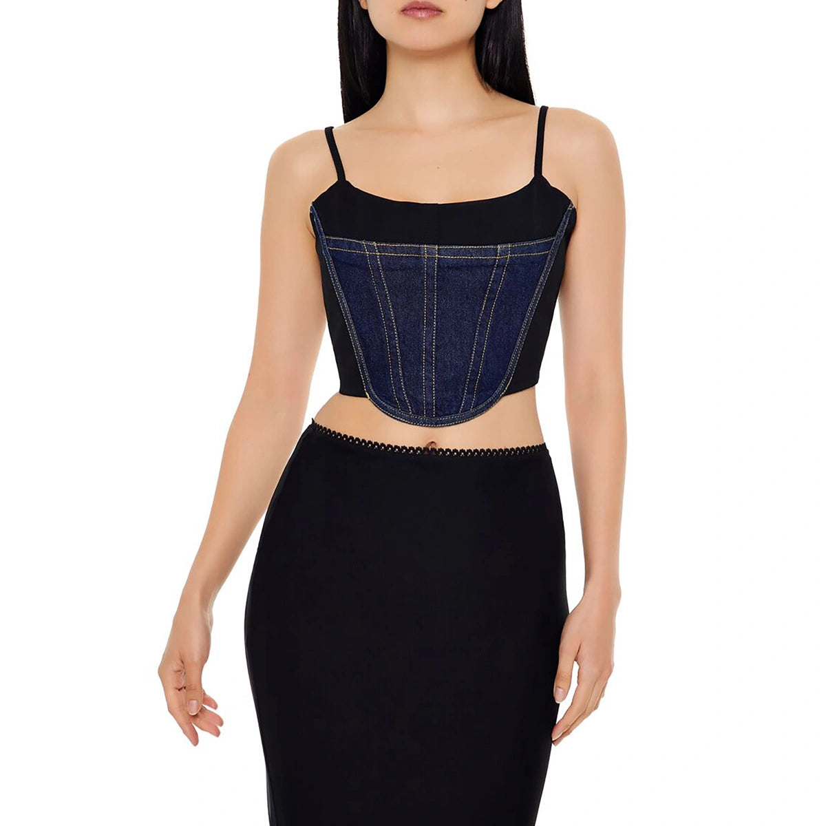 فوريفر 21 - قميص قصير من الدنيم - يُباع بواسطة اف اي جي