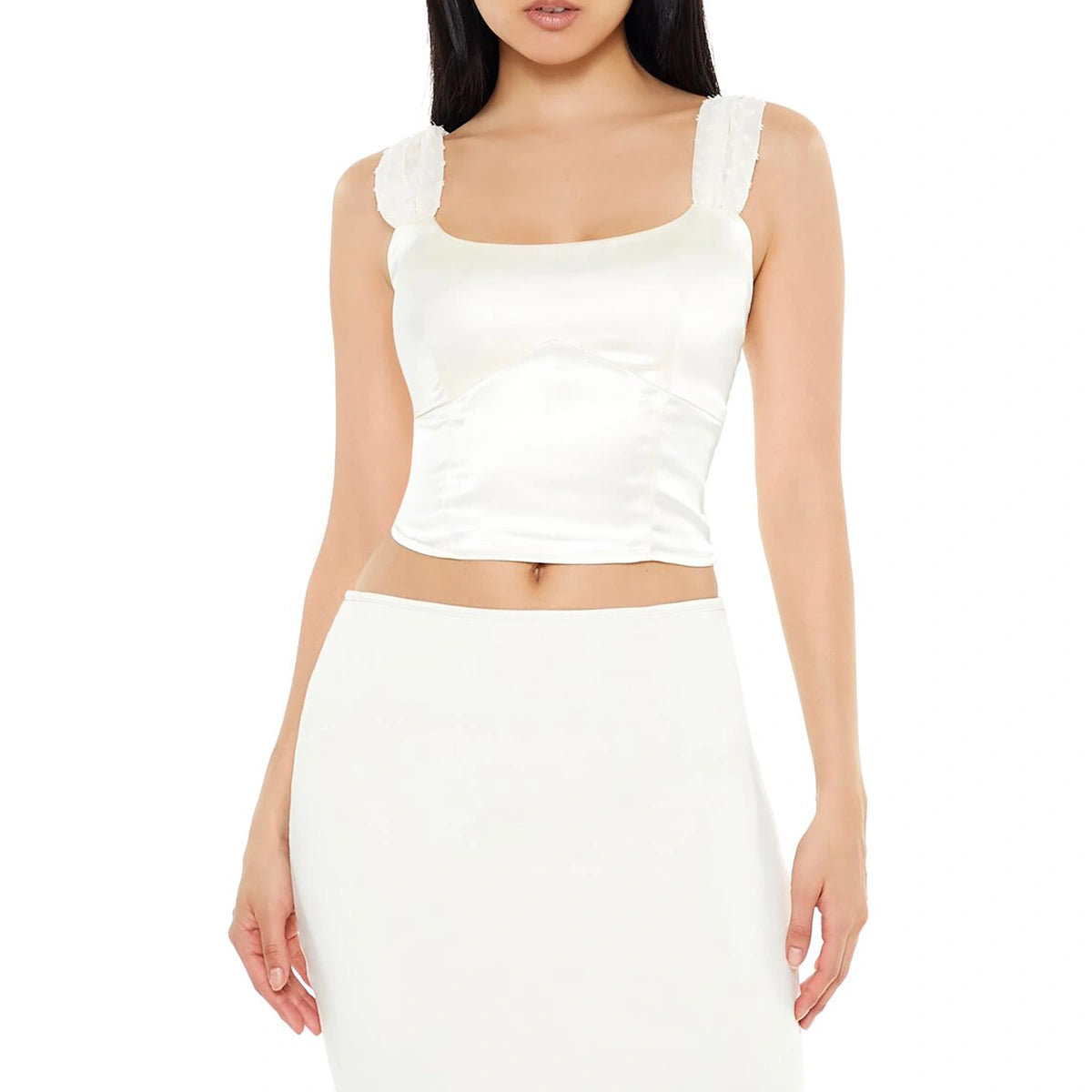 فوريفر 21 - بلوزة قصيرة من الساتان بمشبك منقط - تم بيعها بواسطة اف اي جي