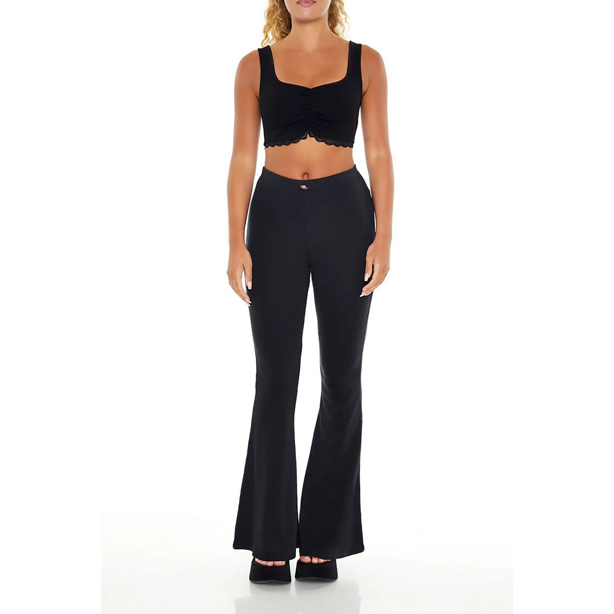 فوريفر 21 - سروال Rosette Pointelle - تم بيعه بواسطة اف اي جي