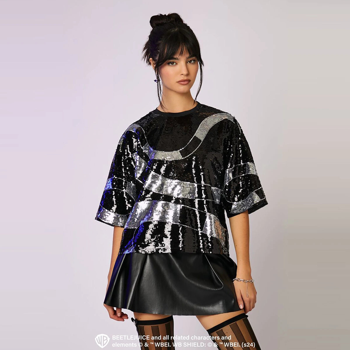 فوريفر 21 - Beetlejuice Beetlejuice Sequin Tee - تم بيعه بواسطة اف اي جي