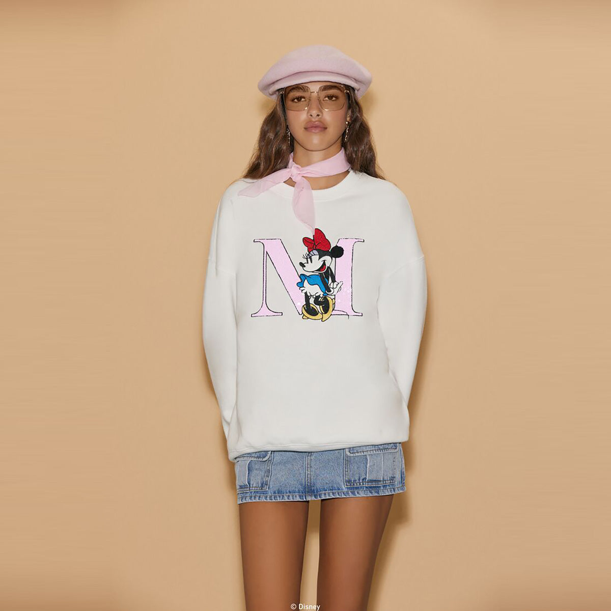 فوريفر 21 - بلوفر ديزني ميني ماوس مزين بالترتر للنساء - يباع بواسطة اف اى جى