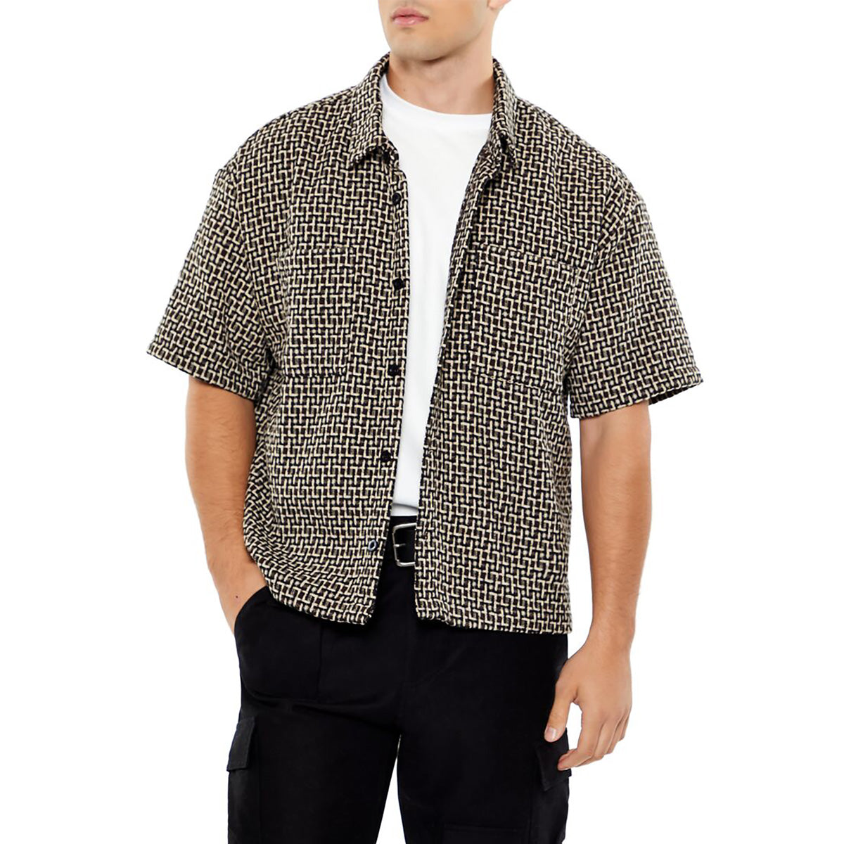 فوريفر 21 - قميص منقوش للرجال - يباع بواسطة اف اى جى