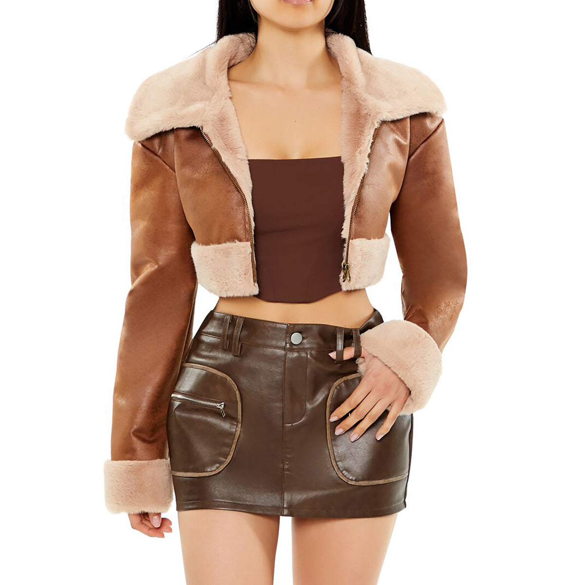 فوريفر 21 - سترة دراجات نارية قصيرة مزينة بالفرو الصناعي للنساء - يباع بواسطة اف اى جى