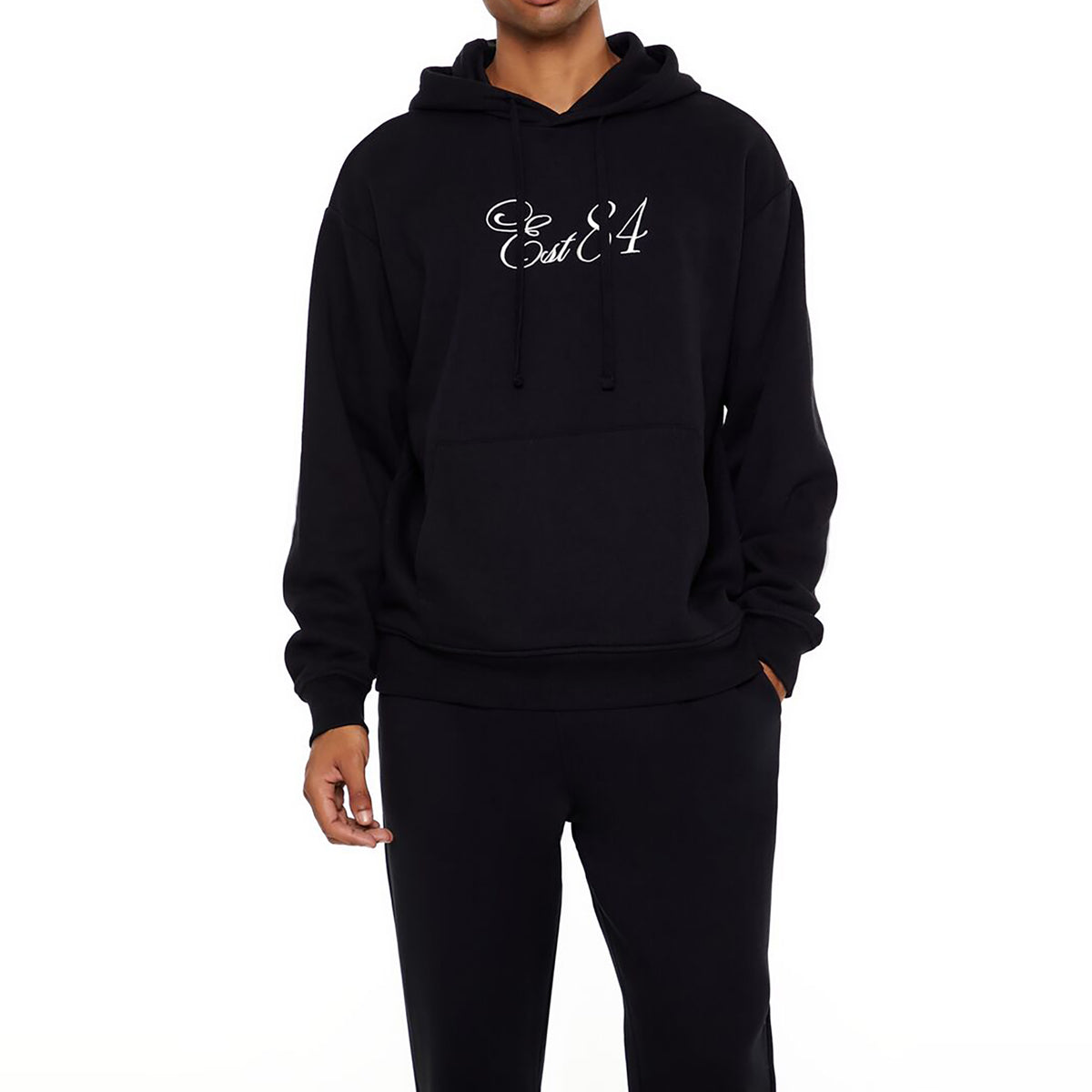 فوريفر 21 - هودي مطرز برقم 84 للرجال - يباع بواسطة اف اى جى