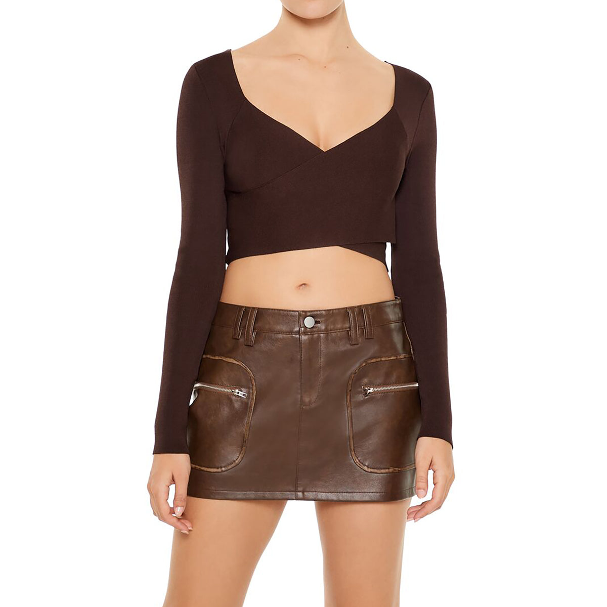 فوريفر 21 - بلوزة قصيرة محبوكة متقاطعة للنساء - يباع بواسطة اف اى جى